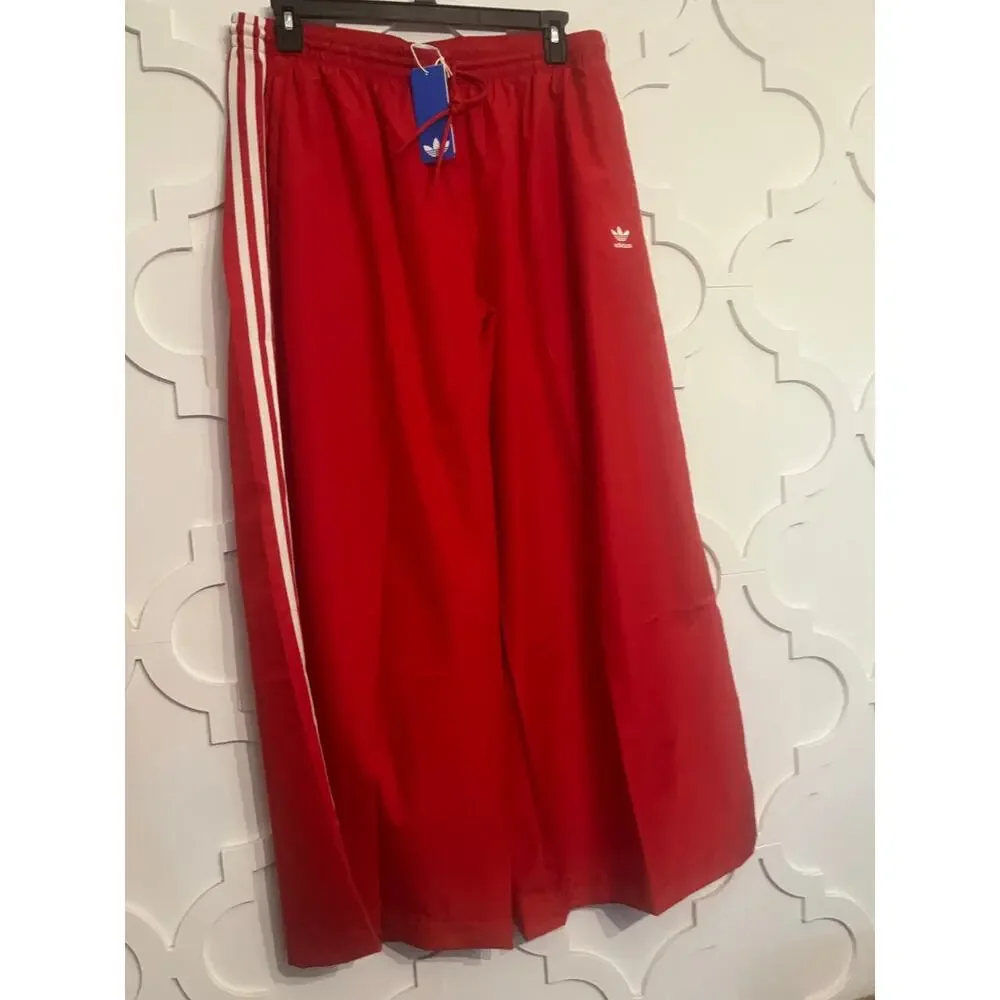 NEW ADIDAS ORIGINALS Adilenium Women's XL Tracksuit Red - Picture 8 of 9